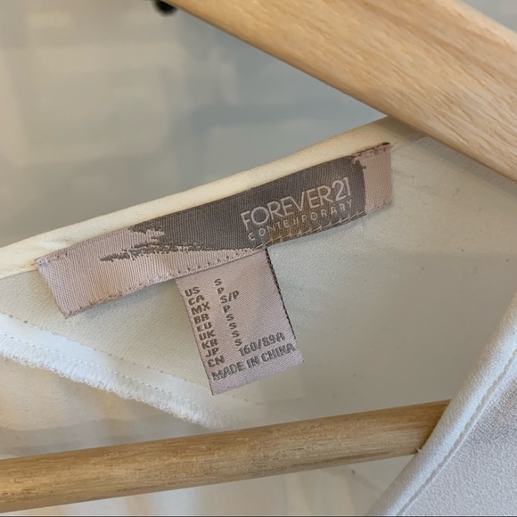 Forever 21 cream blouse - Picture 2 of 3